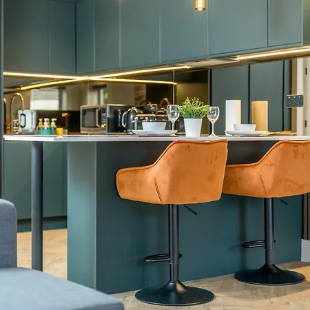 Skyvillion -Cozy & Amazing King 1Bed Apartment In London Cockfosters Mins To Tube Экстерьер фото